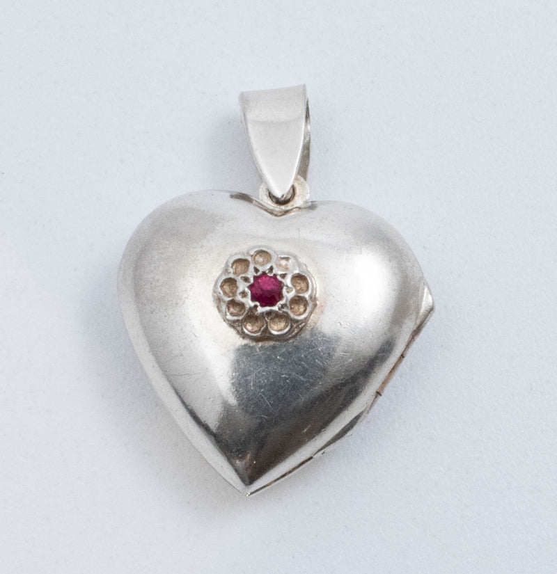 Vintage Sterling Silver Heart Locket With Red Diamond (CZ) In Centre!