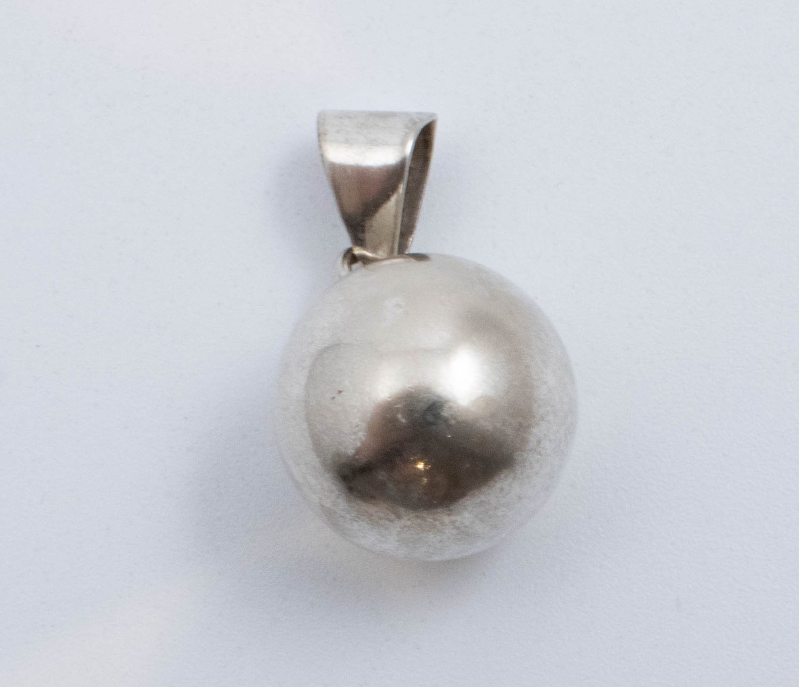 Vintage Sterling Silver Medium Sized Ball Pendant!
