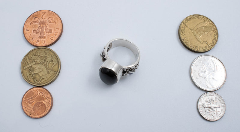 Vintage Sterling Silver Large Black Resin Oval Cocktail Ring! [Size 8 US]