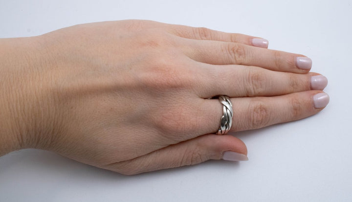 Vintage Sterling Silver Intertwined & Twisted Band! [Size 8.5 US] Made in Mexico - 47Silver - 