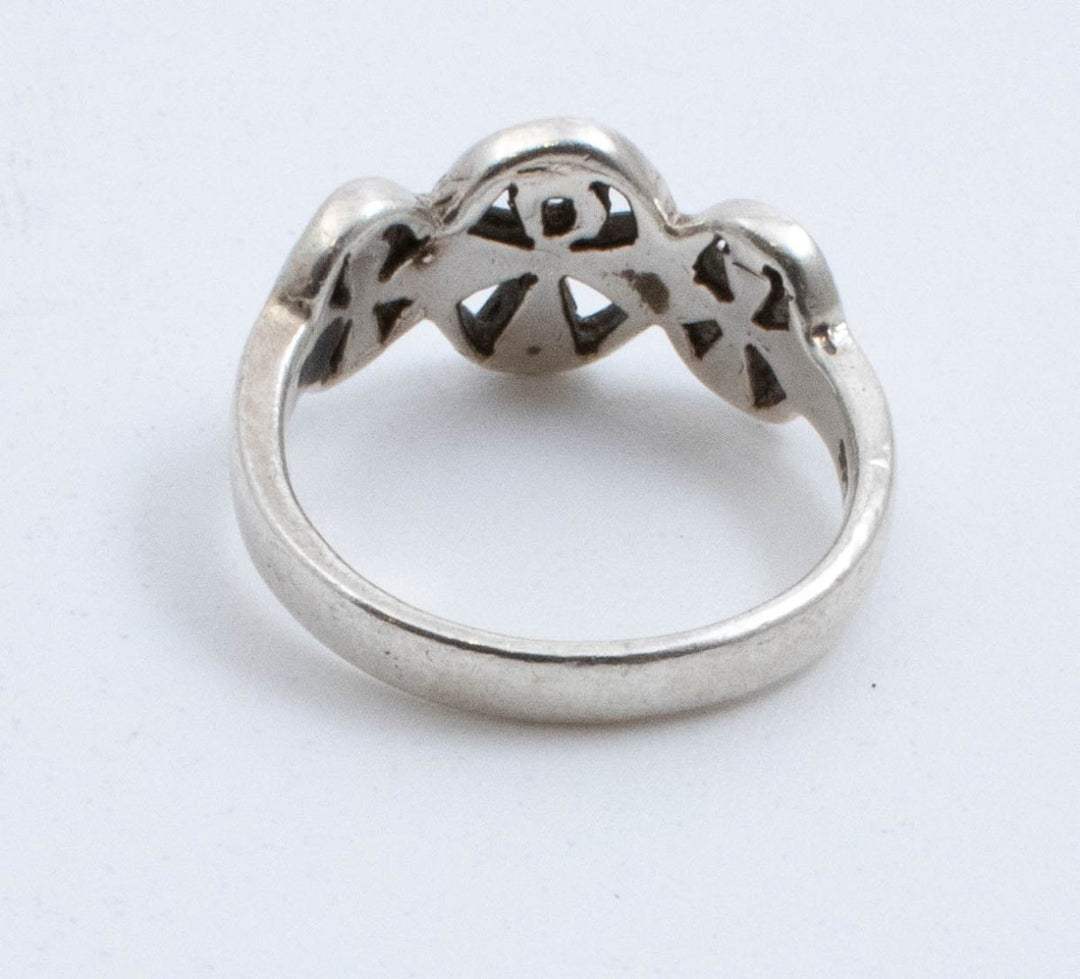 Vintage Sterling Silver Ring With 3 Bold Ankh Crosses! [Size 7 US]