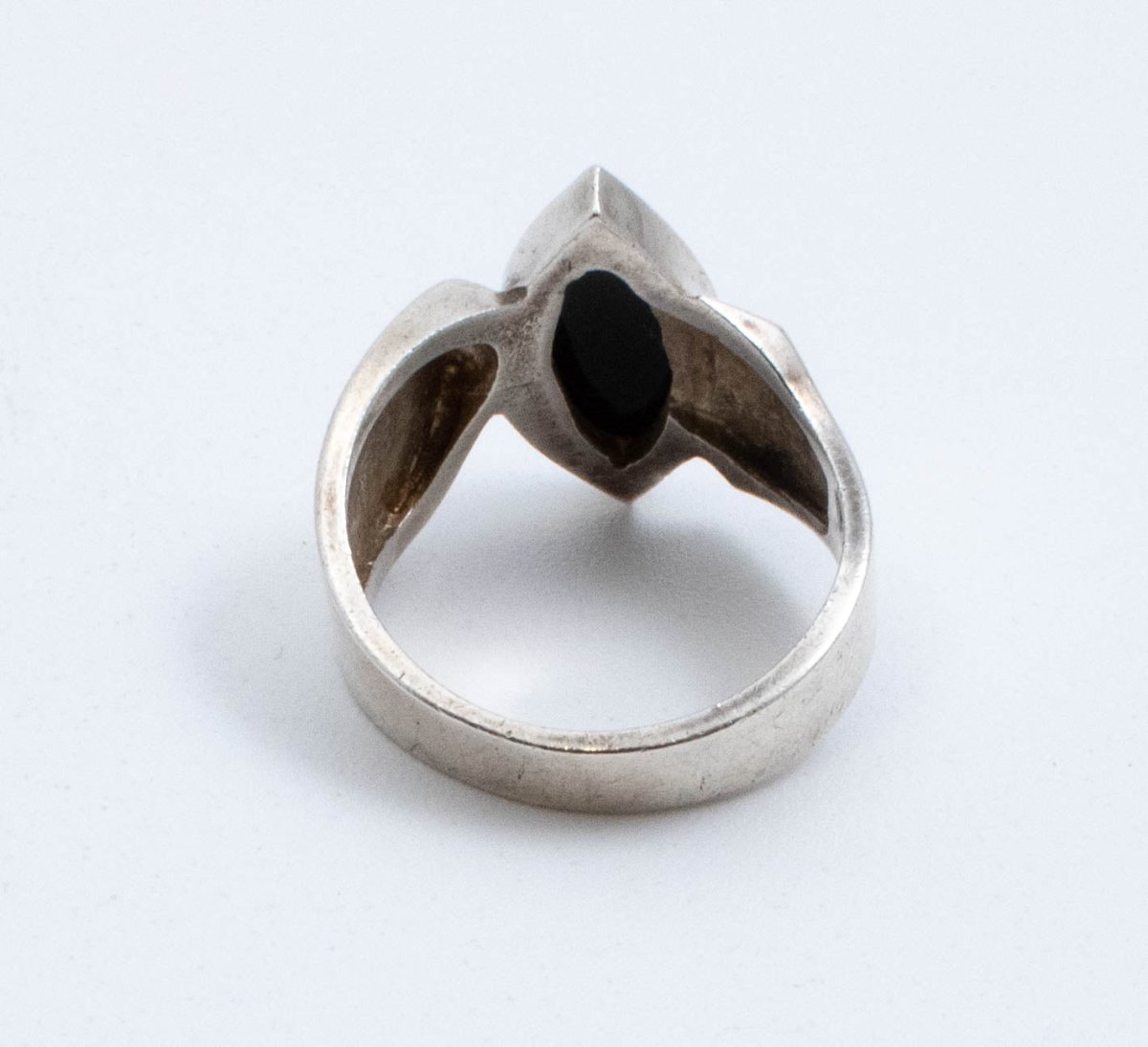 Vintage Sterling Silver Ring With Oval Green Stone! [Size 6.5 US]