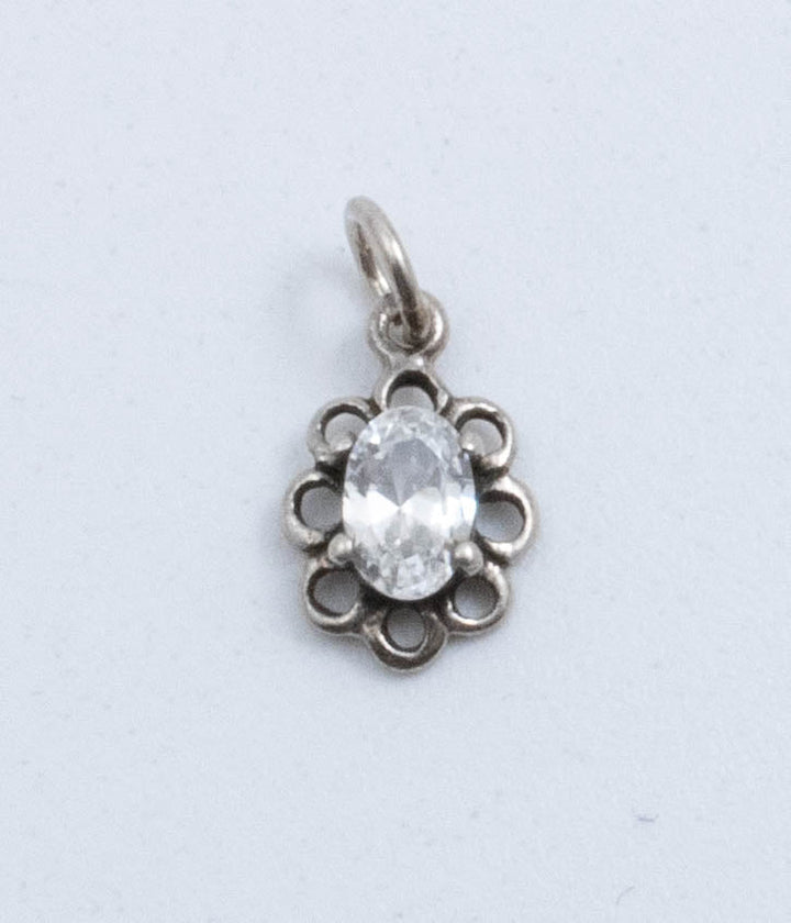 Vintage Sterling Silver Tiny Floral Pendant With Oval Diamond (CZ)!