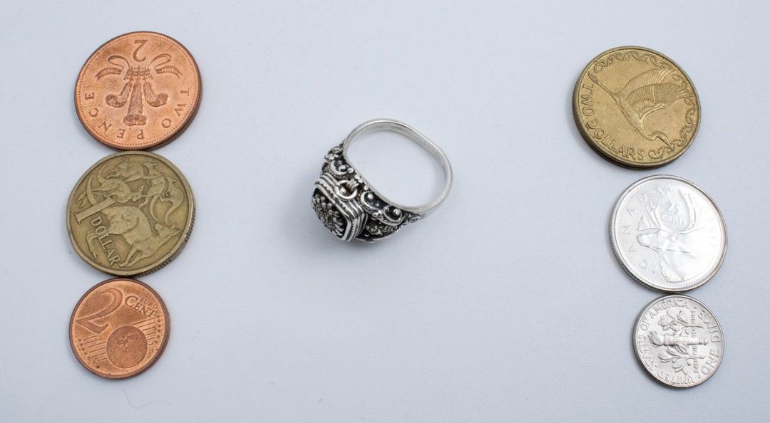 Vintage Sterling Silver Treasure Chest Ring with Marcasite! [Size 8.5 US]